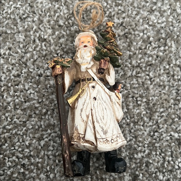 Vintage Santa Christmas Ornament - Picture 2 of 3